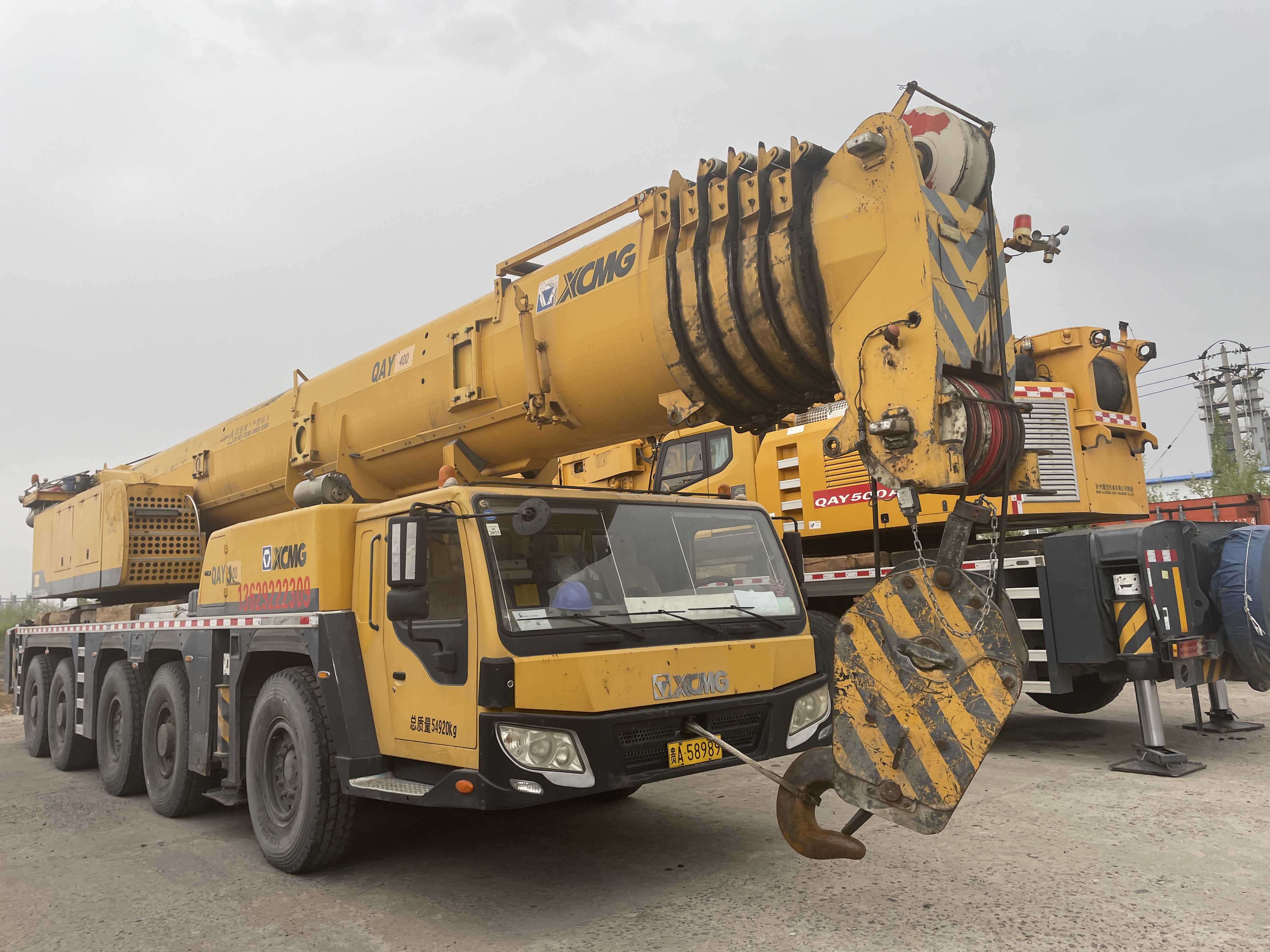 جرثقیل Tower Crane در بالای ساختمان‌های بلند