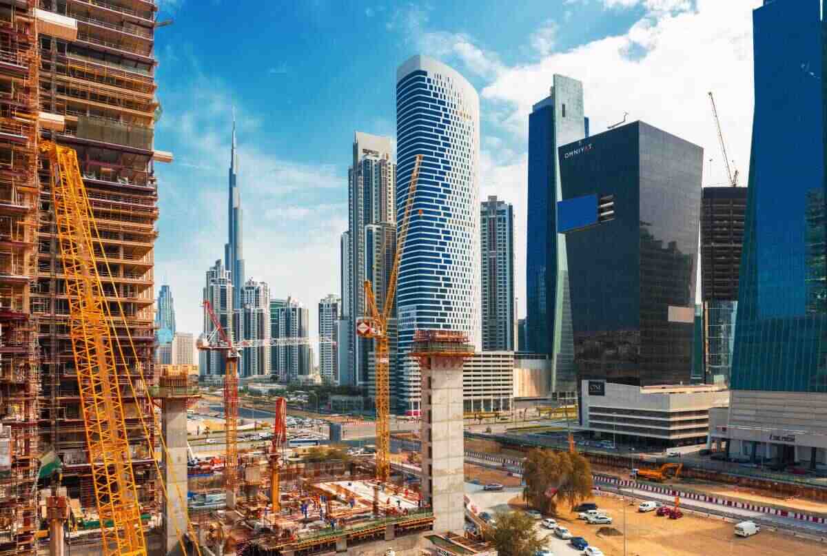 برج خلیج فارس در دبی، نمونه‌ای از پروژه‌های هوشمند عمرانی