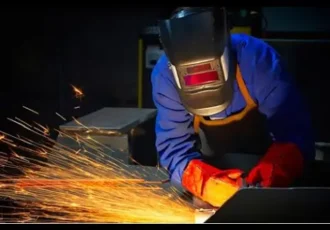 بررسی خدمات جوشکاری و اتصالات سازه فلزی