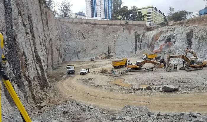 معرفی پیمانکاران متخصص خاکبرداری و گودبرداری
